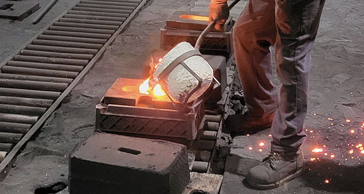 Test Parts - Pouring sample iron castings at our Phenix Alabama foundry - 2